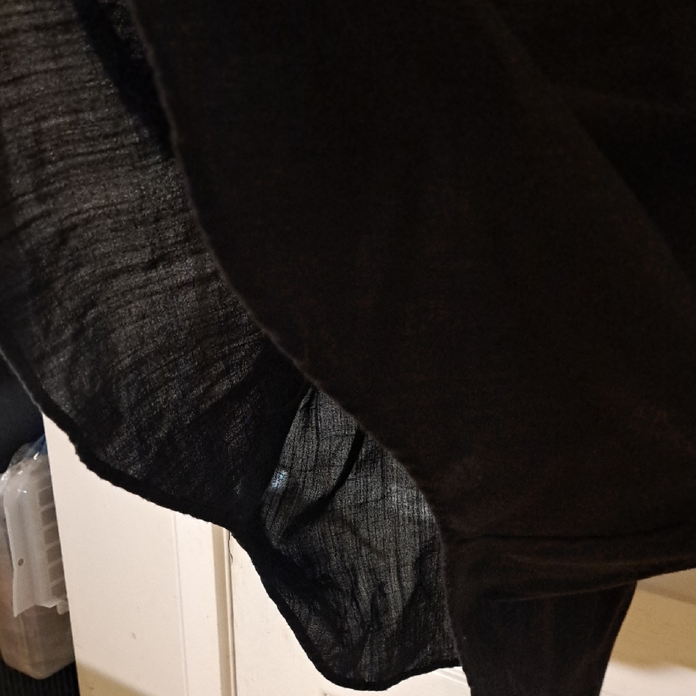152 - RACHEL by Rachel ROY lightweight Women's Black V-Neck Short Sleeve Blouse - Picture 6 of 10